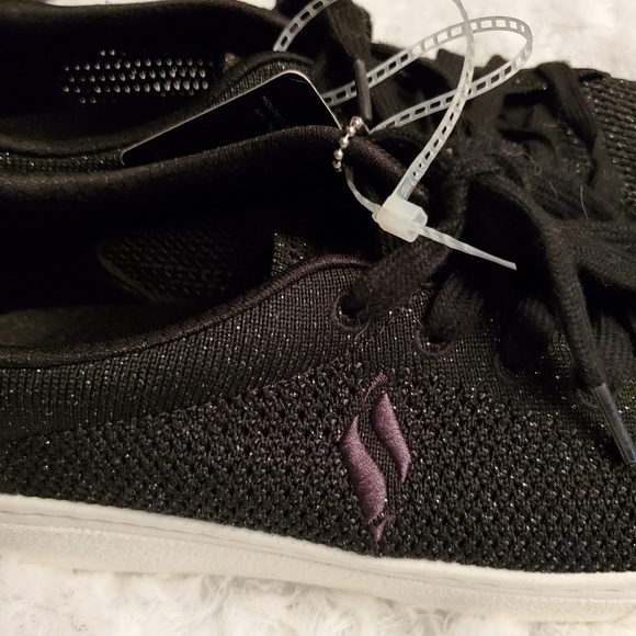 womens black sparkly skechers